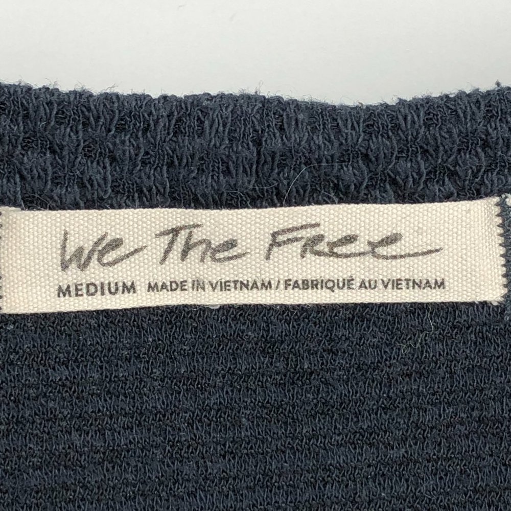 Free People Charcoal Fall For You V-Neck Long Sleeve Twist Front Cropped Tee M - Picture 5 of 15